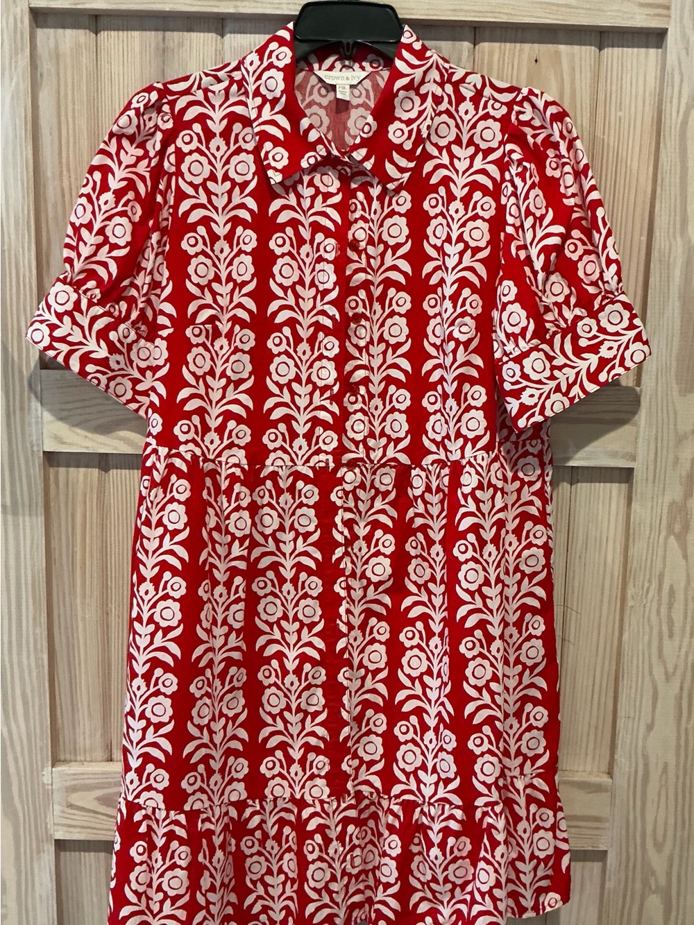 Crown & Ivy Red & White Floral Button-Front Dress